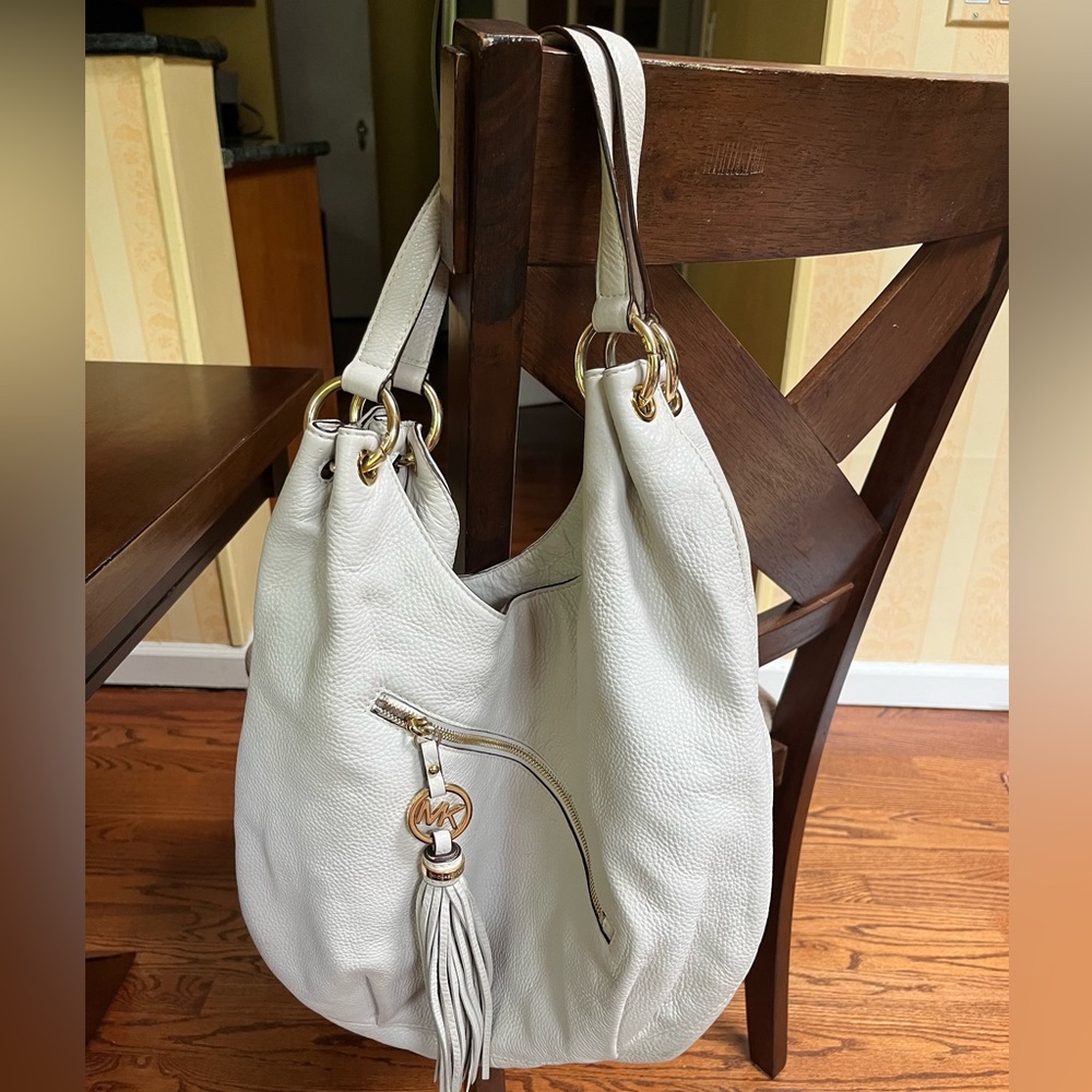 Michael Kors Bone Leather Shoulder bag